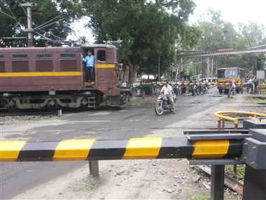 सपने में फाटक पार करना