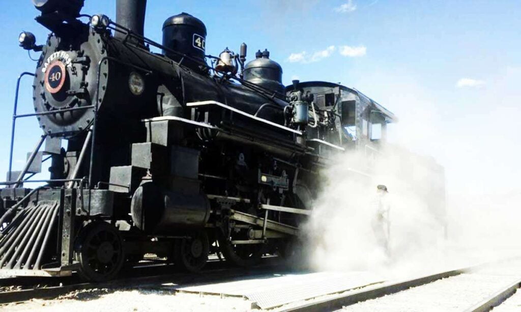 सपने में इंजन चलता देखना